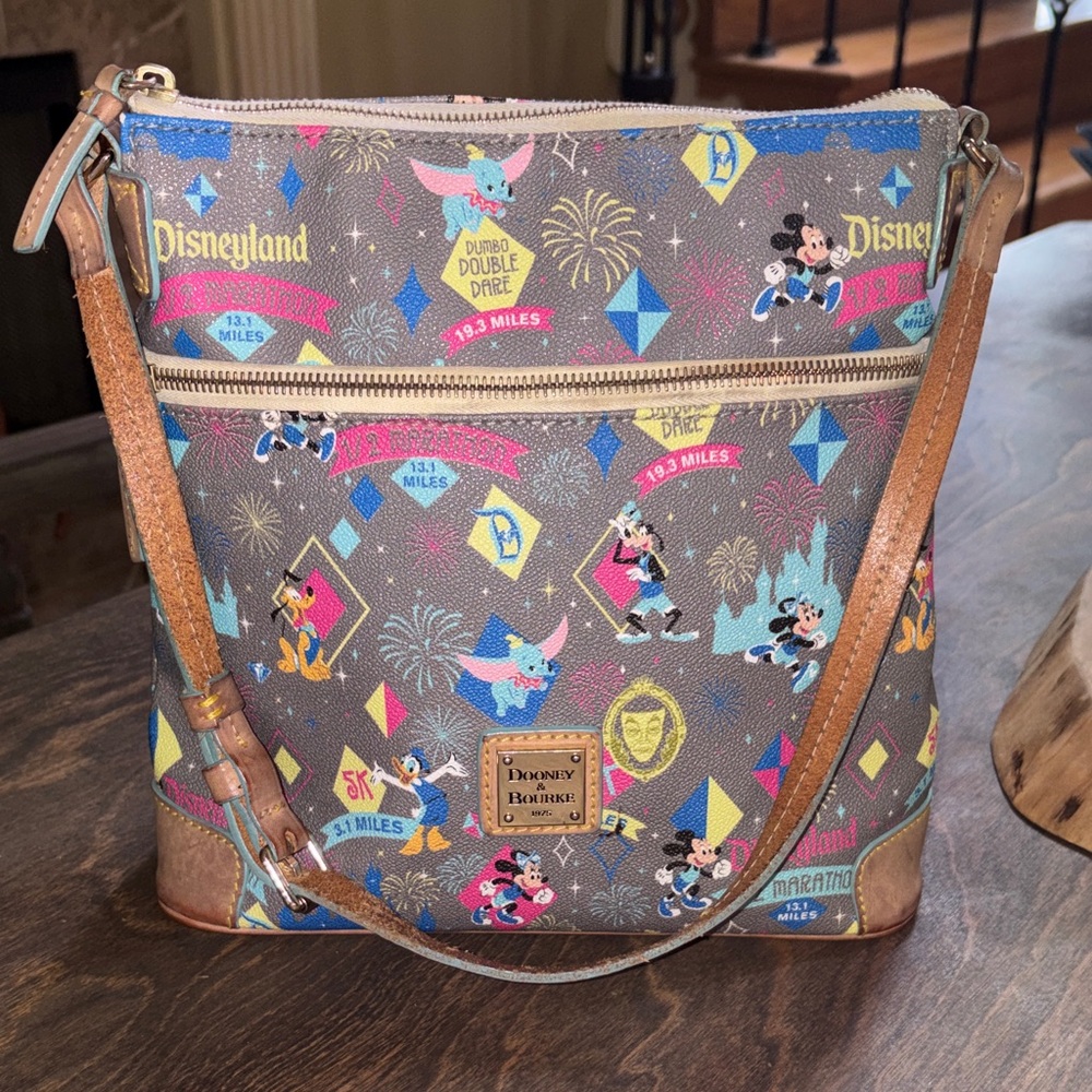 EUC - Dooney & Bourke Disneyland 1/2 Marathon Bag